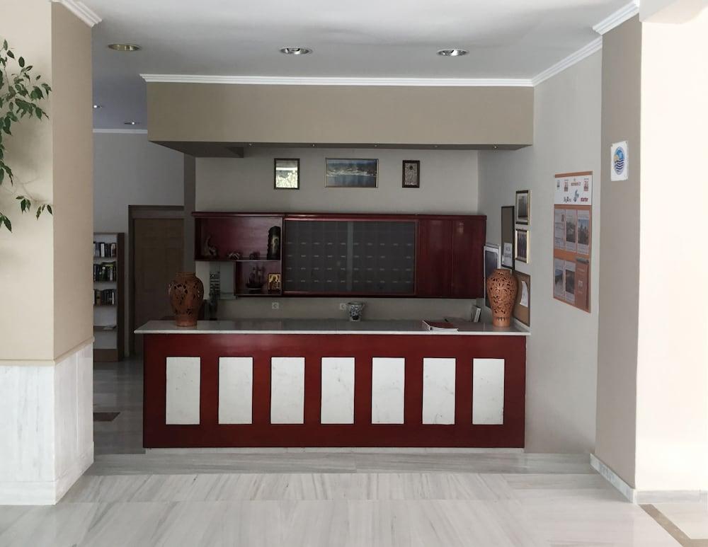 Hotel Golden Sun Foinikounda Extérieur photo