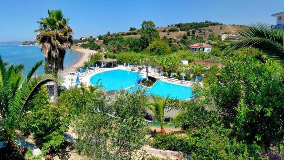 Hotel Golden Sun Foinikounda Extérieur photo